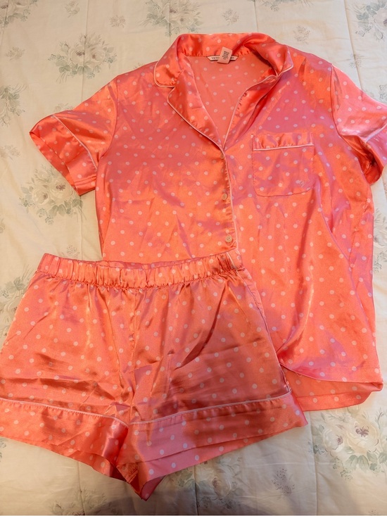 Victoria's Secret Other - Victoria's Secret Coral Pink Polka Dot Satin Short Pajama Set